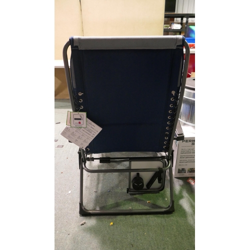 6259 - Zero Gravity Lounger  (341-87) *This lot is subject to Vat