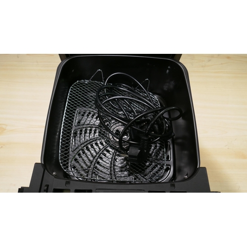 6270 - Gourmia Air Fryer Window with box   (341-102) *This lot is subject to Vat