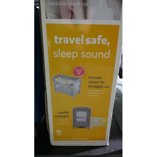 6295 - Joie Kubbie bedside travel cot (341-112) *This lot is subject to Vat