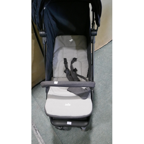 6041 - Joie Litetrax Shale Stroller, Original RRP £129.99 + Vat  (341-311) *This lot is subject to Vat