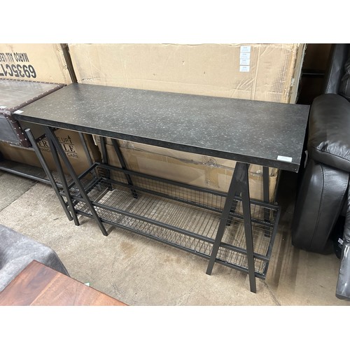 3102 - A metal console table