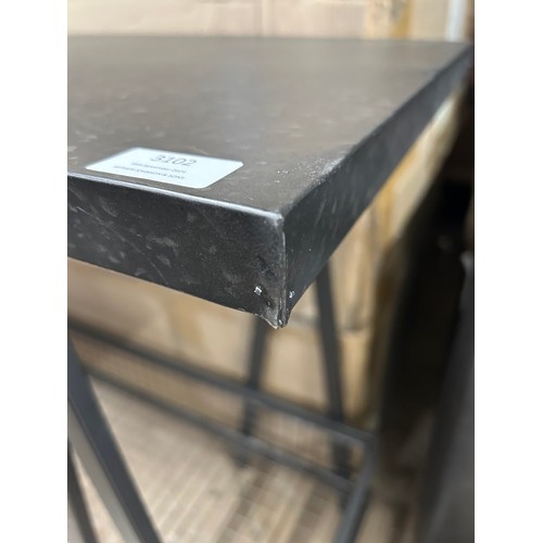 3102 - A metal console table