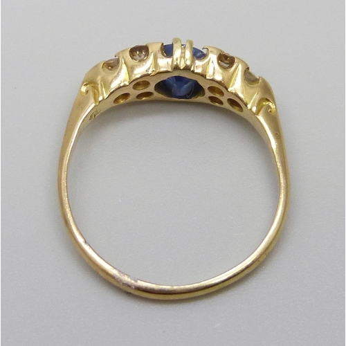 7043 - An 18ct gold, diamond and sapphire ring, Chester 1902, 3.2g, P