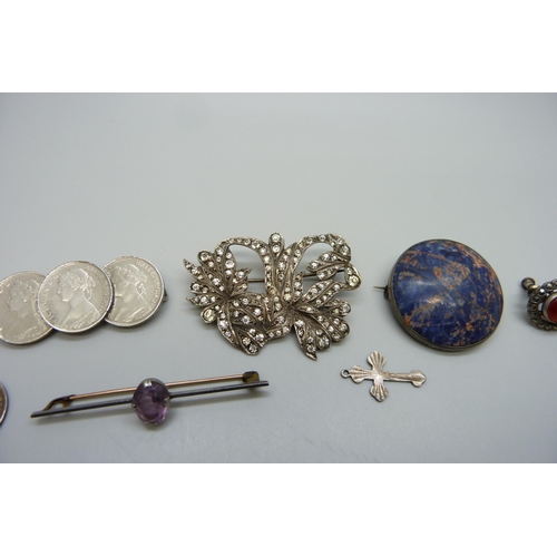 7143 - A collection of silver and white metal jewellery including a paste set brooch, earrings, bar brooch,... 