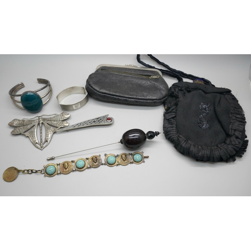 7201 - A Victorian purse with paste set clasp, on Art Nouveau style butterfly brooch, hat pin brooch, etc.,... 