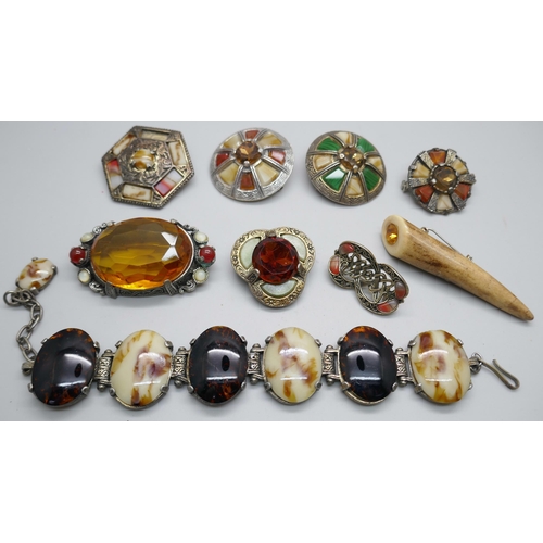 7217 - A collection of Scottish jewellery - a bracelet and brooches