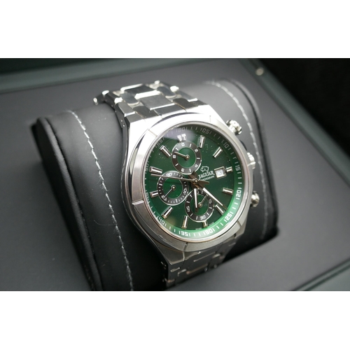 7245 - A Jaguar wristwatch with green dial, boxed