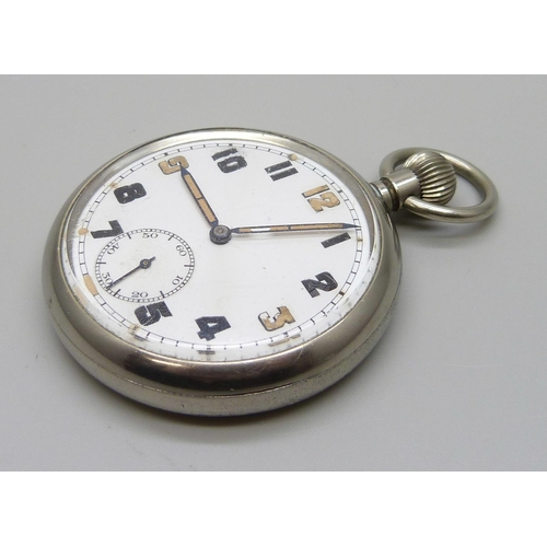 7259 - A military pocket watch, Bravingtons, Swiss 15 jewels movement, 50mm steel case