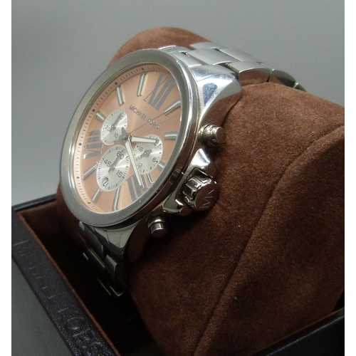 7268 - A Michael Kors chronograph wristwatch with rose gold dial