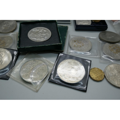 7307 - A collection of coins, mainly British including crowns (Churchill and commemorative), Festival of Br... 