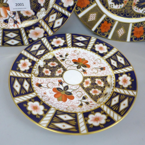 2001 - Five Royal Crown Derby plates, two 1128, two 2451 and one other, three seconds