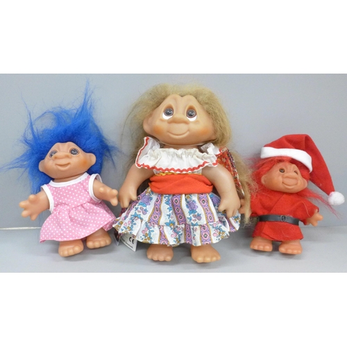 2022 - A set of three The Troll Family Dam trolls