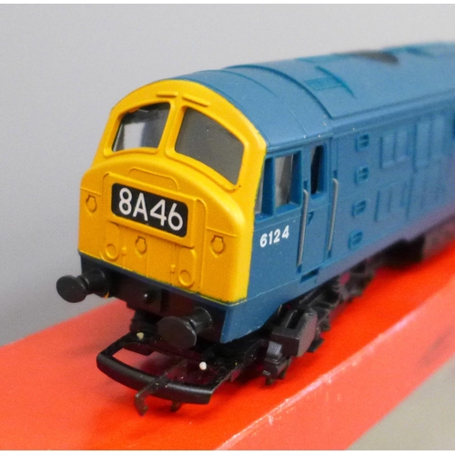 2043 - Two Hornby locomotives - LH Diamond Crossing, Mallard and B.R. Class 29 BO-BO diesel electric, boxed