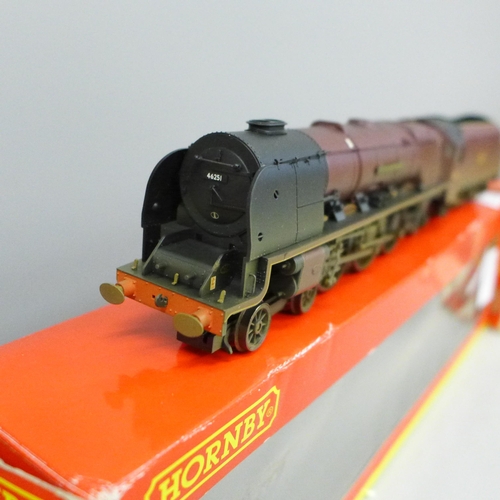 2051 - Two Hornby OO gauge locomotives, BR 4-6-2 Duchess class City of Nottingham and BR.2-10-0 Evening Sta... 