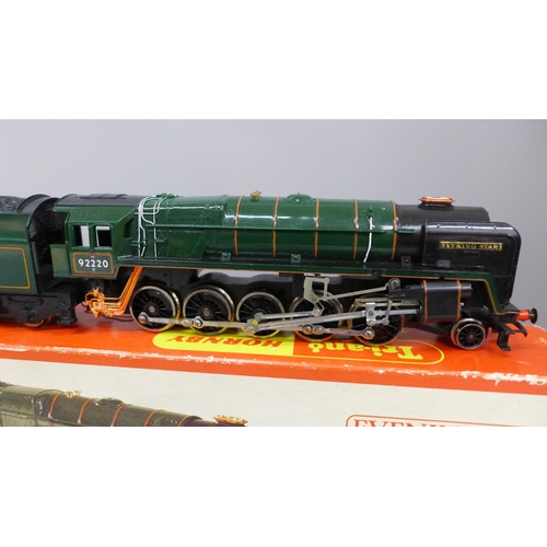 2051 - Two Hornby OO gauge locomotives, BR 4-6-2 Duchess class City of Nottingham and BR.2-10-0 Evening Sta... 