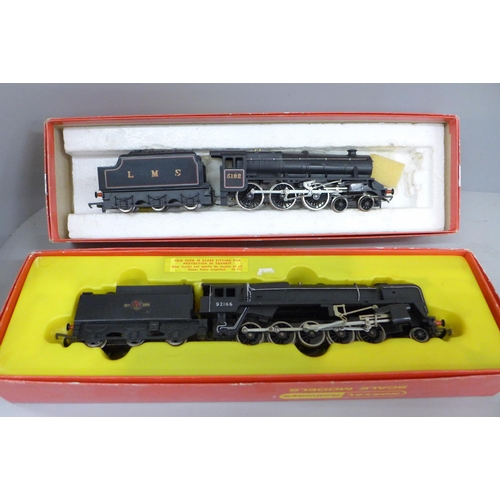 2052 - Two Hornby locomotives, BR 4-6-0 Black Five Class and BR 2-10-0 Black Livery