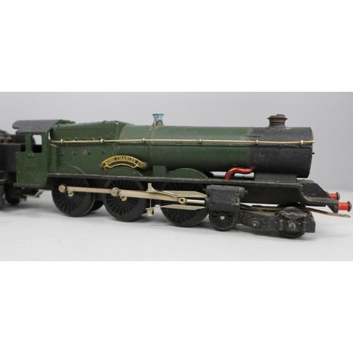 2054 - Two Graham Farish OO gauge locomotives and tenders