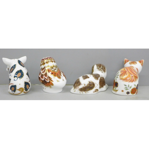 2064 - A collection of Royal Crown Derby paperweights, The Members Guild paperweights comprises of owlet, s... 