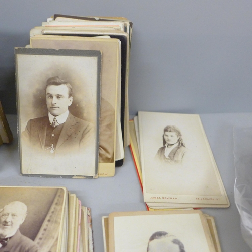 2096 - A box of mainly Victorian CDV and cabinet cards and one album of CDV cards