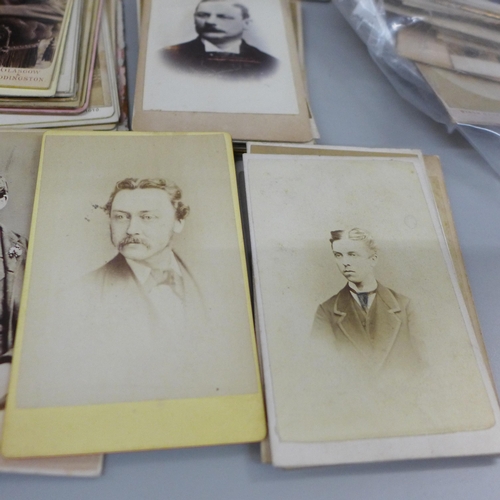 2096 - A box of mainly Victorian CDV and cabinet cards and one album of CDV cards