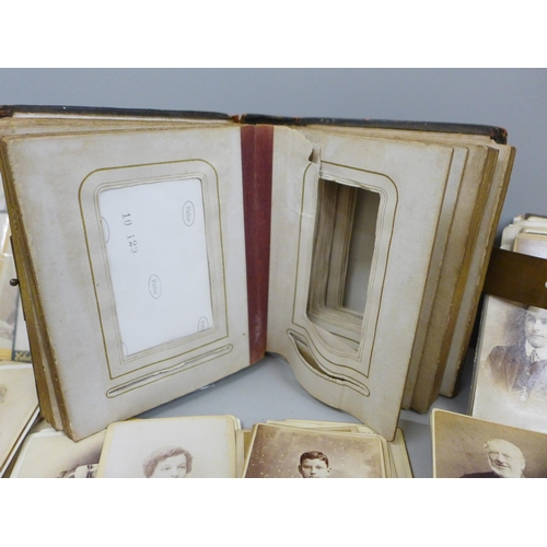 2096 - A box of mainly Victorian CDV and cabinet cards and one album of CDV cards