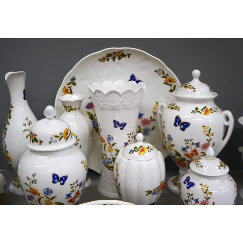 2115 - A collection of Aynsley and Wedgwood decorative china **PLEASE NOTE THIS LOT IS NOT ELIGIBLE FOR IN-... 