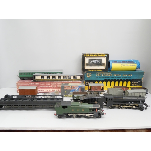 2136 - Graham Farish OO gauge model rail, wagons, coach kits, locomotives, etc.