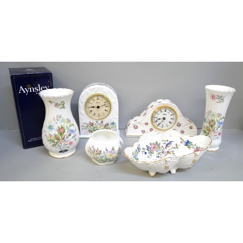 2168 - A box of Aynsley china