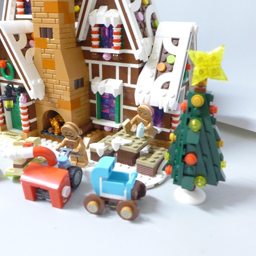 2182A - A Lego Creator Gingerbread House, 10267