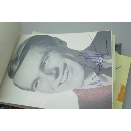 2204 - Pop music autograph book circa 1960 including Shadows, Adam Faith, Brian Poole, Wayne Fontana, John ... 