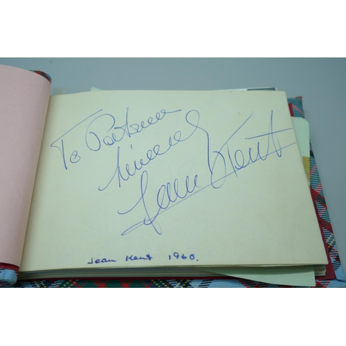 2204 - Pop music autograph book circa 1960 including Shadows, Adam Faith, Brian Poole, Wayne Fontana, John ... 