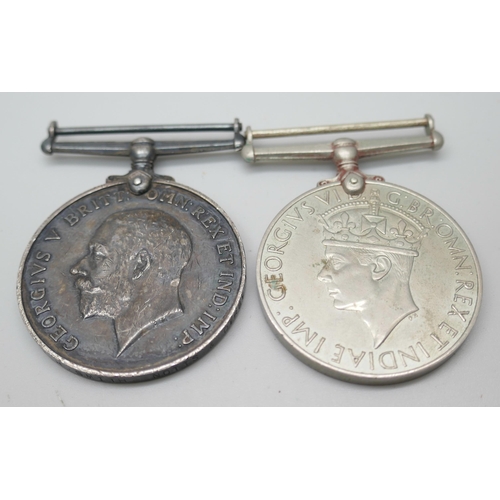 2227 - A World War I medal to 43910 Pte. G H Smith, Notts and Derby regiment and a World War II medal