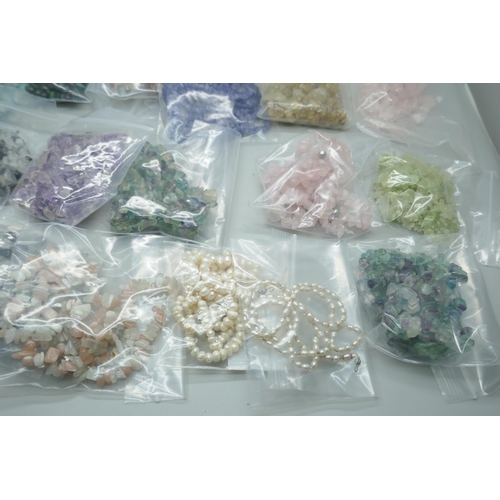 2239 - Twenty gemstone necklaces, fluorite, amethyst, etc.