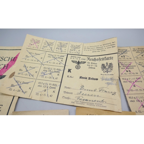 2240 - German World War II ephemera including an identification document, 'Kennkarte'