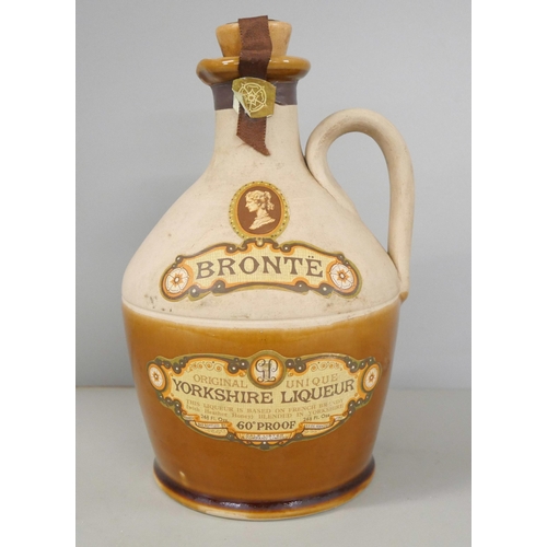 2250 - An unopened flagon of Bronte Yorkshire Liqueur, 60% proof