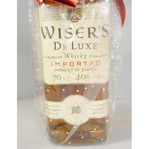 2255 - A 1990s bottle of Wiser's Deluxe Canadian Whisky, 70cl, 40% vol