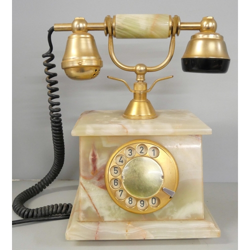 2276 - An onyx telephone