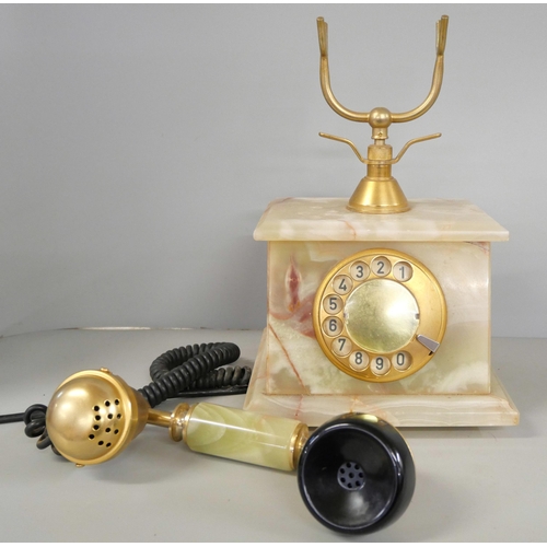 2276 - An onyx telephone