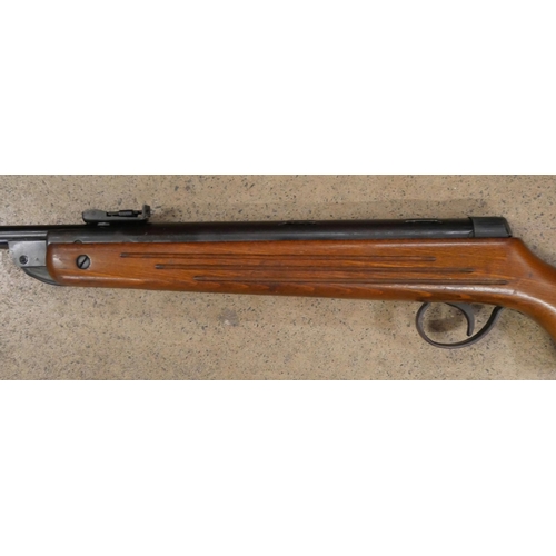 2294 - A BSA meteor MK1 22 Air rifle with case **PLEASE NOTE THIS LOT IS NOT ELIGIBLE FOR IN-HOUSE POSTING ... 