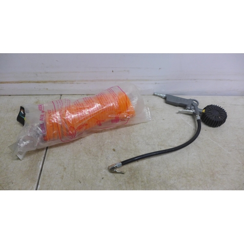 5045 - An SIP Air Accessory kit including spray gun, inflating gun, air duster gun and degreasing gun etc. ... 