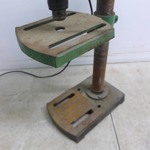 5047 - A Rexon DP250A 240v pillar drill