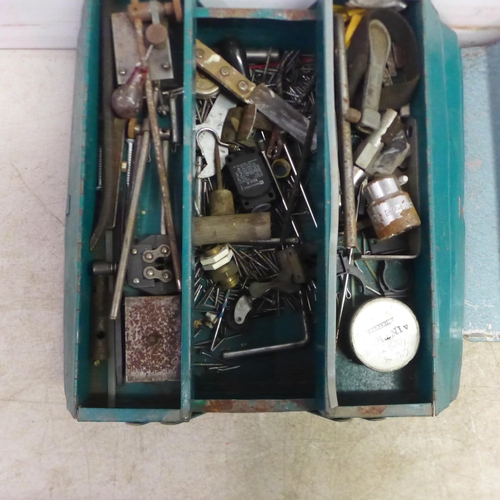 5060 - A large quantity of assorted toolboxes and tools including hand drills, sharpening stones, brace dri... 