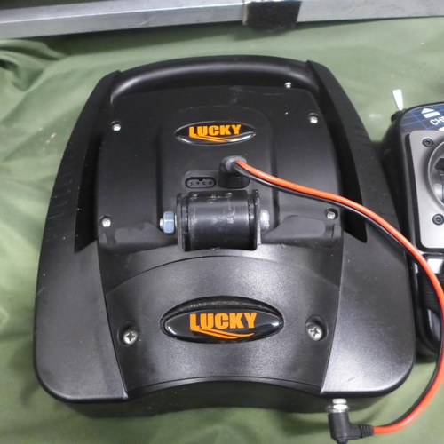 5078 - A Panther remote control bait boat with Lucky Fish Finder 918 sonar system in carry case