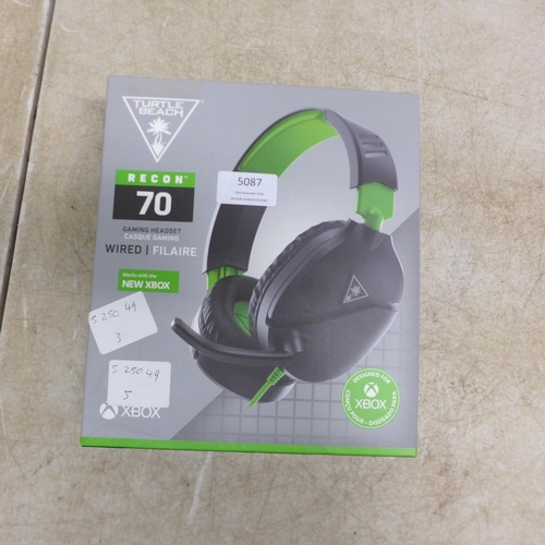 5087 - A quantity of headphones including Turtle Beach Recon 50X, Turtle Beach Recon 70, Turtle Beach Recon... 