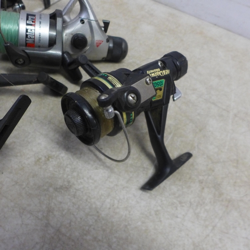 5105 - A quantity of assorted fishing reels