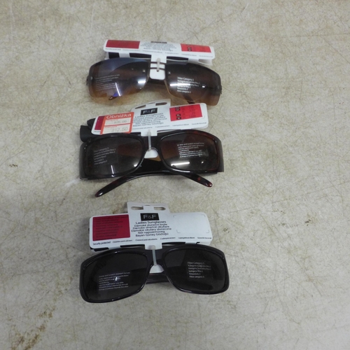 5110 - 20 pairs of lady's sunglasses, most are polarised (F&F), unused