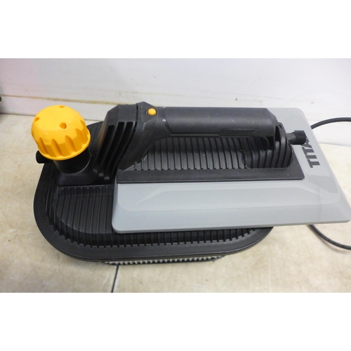 5114 - A Titan 2kW steam wallpaper stripper plus an Energiser 2kW heat gun, used