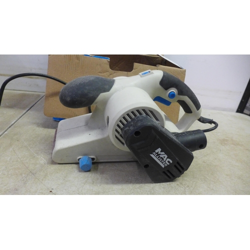 5117 - A Mac Allister MSB900 900W belt sander plus an Evolution 165mm diameter 1200W circular saw, used