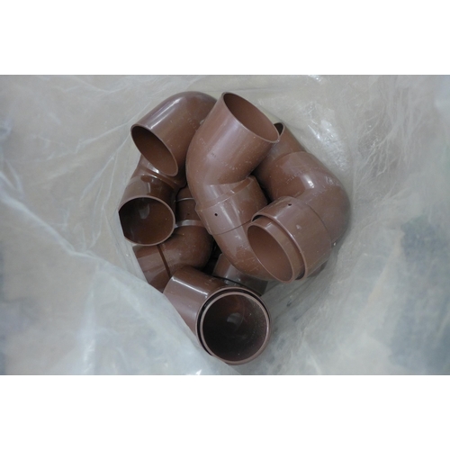 5267 - A large amount of square rain water fittings, brown and black