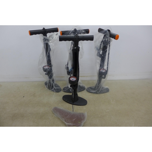 5327 - 5 high pressure bike track pumps with gauge plus a Brookes Style Cycle saddle, all unused